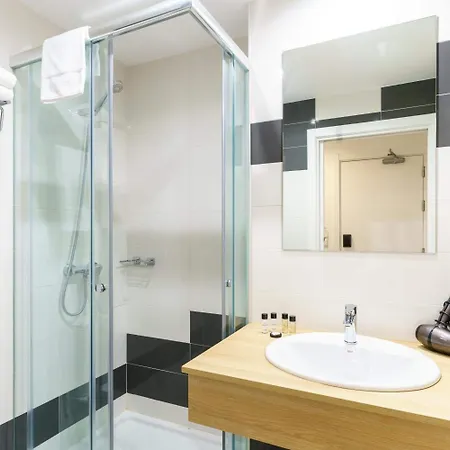 酒店 Concheiros 2*